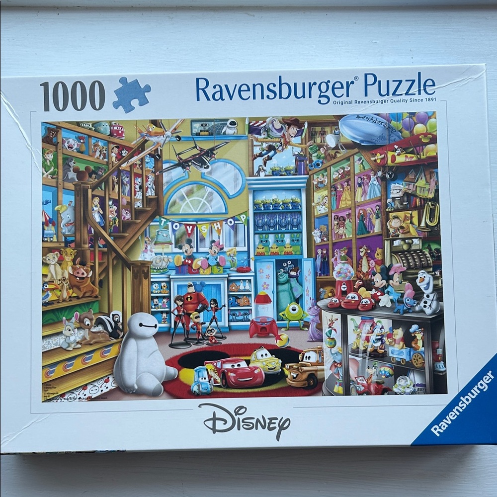 Ravensburger Disney and Pixar Puzzle - Colorful Toy Room